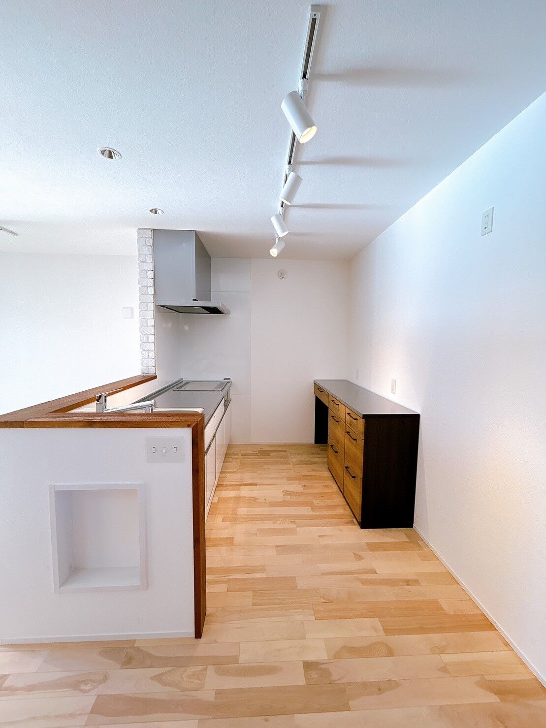 LINE_ALBUM_ラック 南アルプス市飯野 白_231226_17